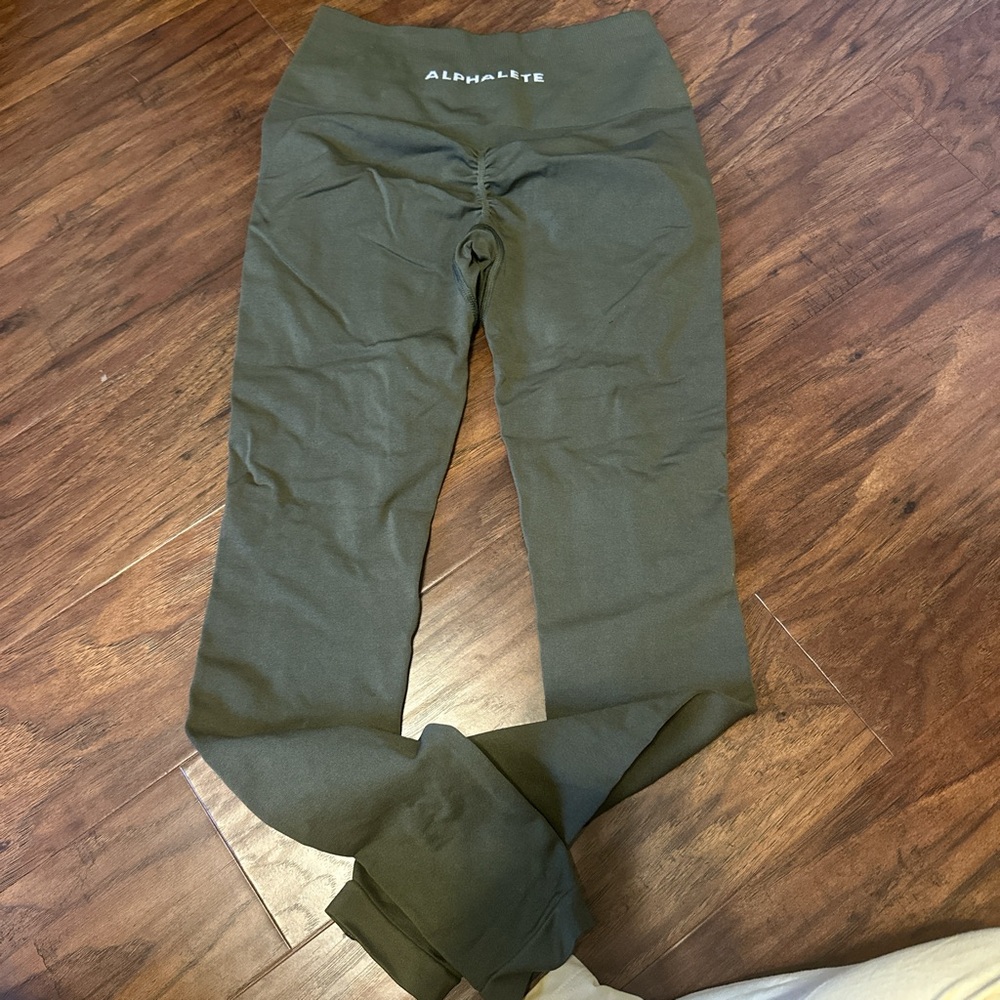 Alphalete amplify leggings